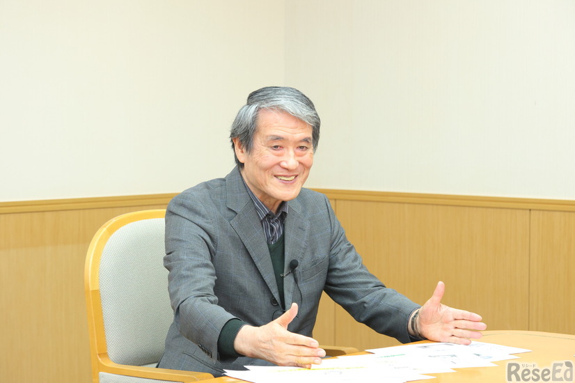佐藤知正（さとうともまさ）氏。東京大学名誉教授。工学博士。日本のロボット工学の第一人者。