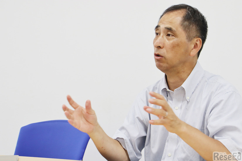 鈴木邦明氏