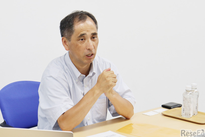 鈴木邦明氏