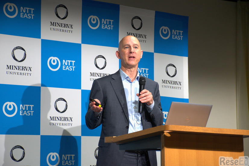 NTT東日本・ミネルバ大学・ミネルバジャパン 連携協定記者会見のようす