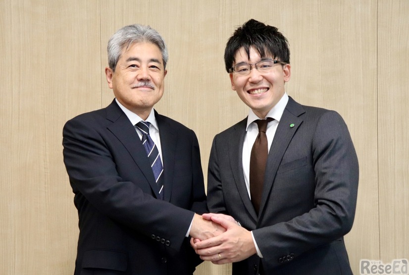 （左）KIES代表取締役社長 前田康宏氏（右）Libry代表取締役CEO 後藤匠氏