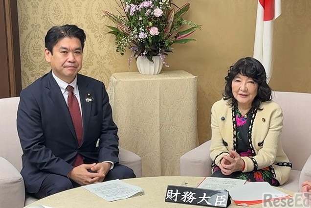 大臣折衝のようす