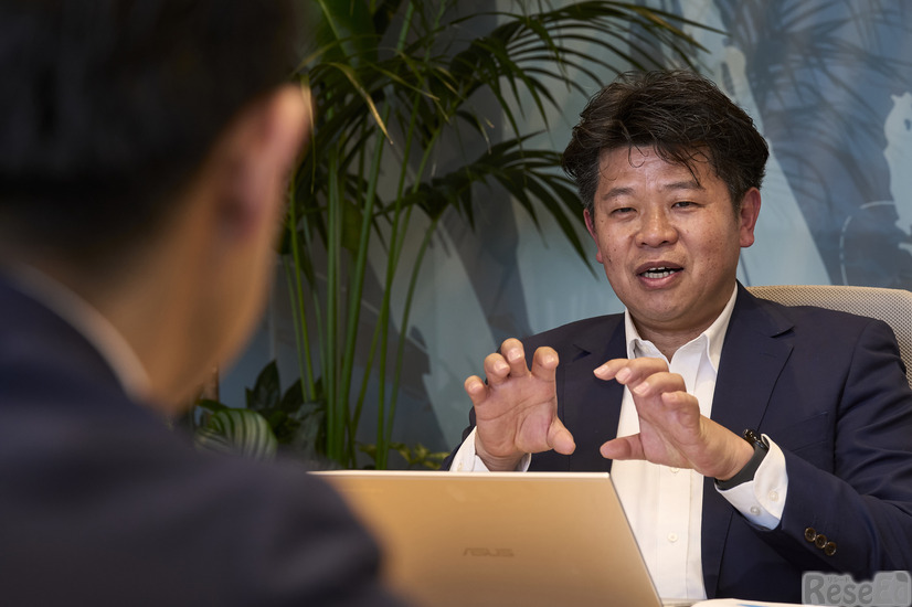 ASUS JAPAN 鈴木真二氏