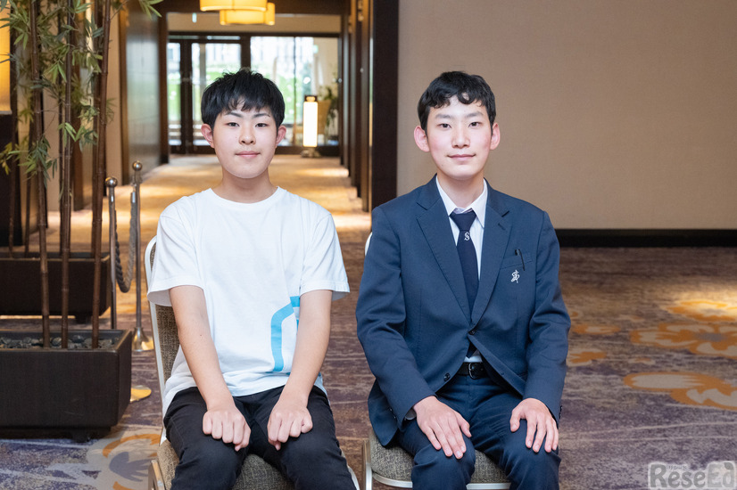 「プロトタイプ部門」に参加した飯尾龍成さんと坂元有星さん