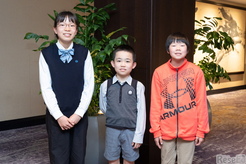 「アイデア部門」に参加した藤本陽南さん、杉浦尭拓さん、阿部孝太郎さん