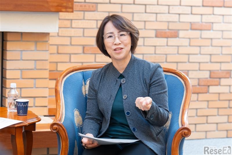 ICU教養学部長・生駒夏美教授
