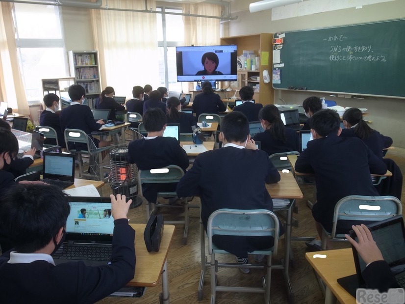 奈良県生駒市でのSNSの使い方・情報モラル授業のようす