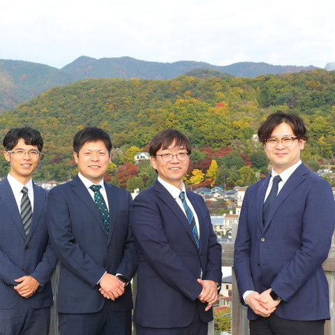 山梨県が目指す次世代校務と教育、ビジョンと対話で実現する小中学校の共同利用 画像