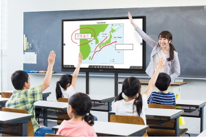 リコー、教育向け電子黒板「A6500-Edu」3/15発売 画像