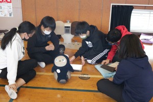 横浜市立本牧南小「LOVOT」でプログラミング授業…9割が興味増 画像