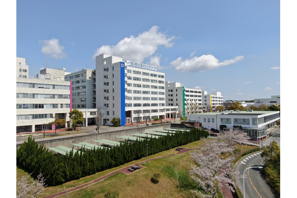 豊橋技術科学大学におけるMoodle新構築の成果、教育の質保証と運用最適化 画像