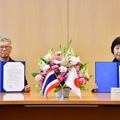 ガウヒランパット学長の代理として建築学部長カセムスーク准教授が締結式に出席