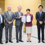 研究費を倍増へ、首相「基礎研究力は国力に直結」 画像