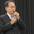 東京大学、慶応大学の鈴木寛教授がアドバイザーとして就任