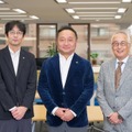 （左から）キヤノンマーケティングジャパン 阿部氏、スマートエデュケーション 池谷氏、サクラクレパス 西村社長