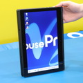 ディスプレイを回転してタブレットとしても利用できる