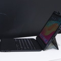 USB Type-Cは充電やデータ伝送、ヘッドセットなどに対応。AUXポートは4極対応で、3.5mmのヘッドホン等に対応