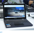 12.2インチ画面の児童生徒用Windows端末「ASUS BR1204F」