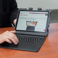 STM Dux guard キーボード一体型ケース USB-C トラックパッドモデル(iPad A16/第10世代iPad用)日本語配列