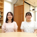 左から、ななさん（明海大学 ホスピタリティ・ツーリズム学部 観光専攻 4年生）とみくさん（明海大学 ホスピタリティ・ツーリズム学部 観光専攻 3年生）