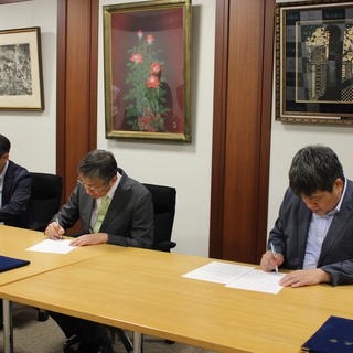 武蔵大学×茗溪学園、高大連携協定を締結 画像