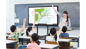 RICOH Interactive Whiteboard A6500-Edu利用イメージ