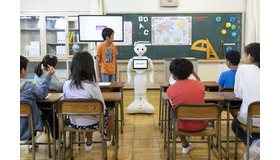 人型ロボット「Pepper」を活用した授業プログラムのようす