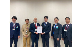 2025年10月21日 文部科学省で提言書手交