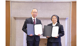 協定締結式のようす