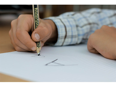 【こんなときどうしてる？】通知表所見のコツ「課題が多い子」（小学校編） 画像