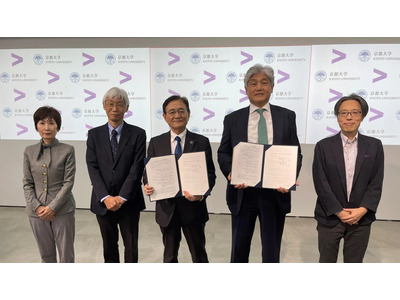 京大とアクセンチュア協定締結、より人間らしく振舞うAI開発へ 画像