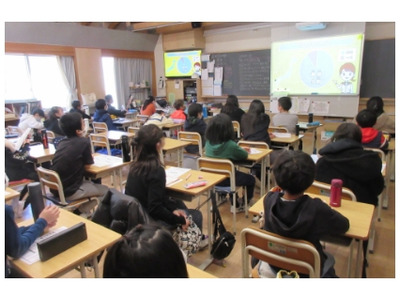 教室でガンプラ作り・工場見学…小学校向け授業パッケージ 画像