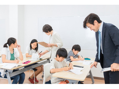 【相談対応Q＆A】左利きで腕がぶつかるので左側の席にしてほしい 画像