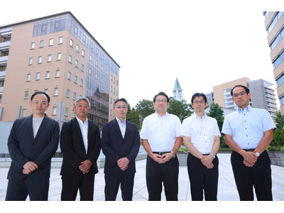 大学入試DXで業務効率化、UCAROと入試アウトソーシングで受験生と向きあう時間を創出 画像