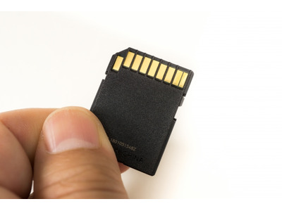 SDカードとは【教育業界 最新用語集】 画像