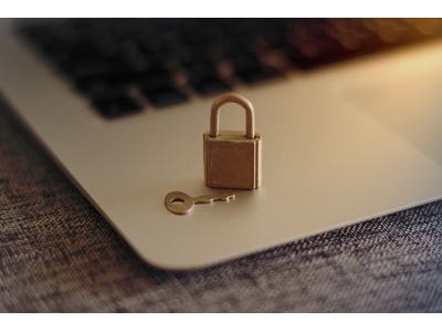 ライセンスとは【教育業界 最新用語集】 画像