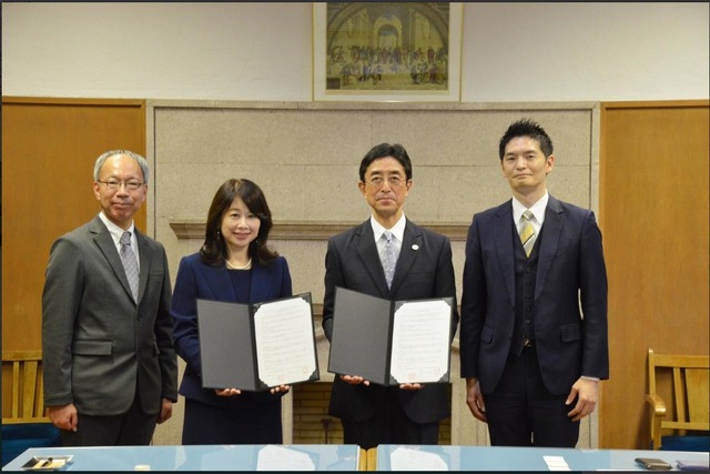 聖心女子大学と英明フロンティア中学校・高等学校の協定締結式のようす