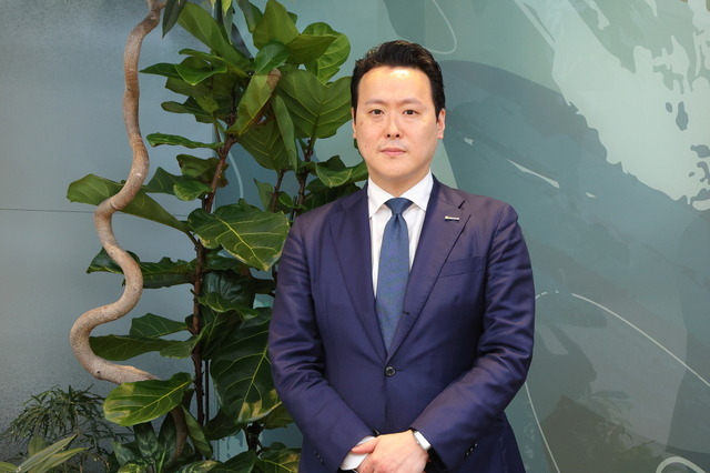 日本マイクロソフト パブリックセクター事業本部 公共・社会基盤統括本部 教育戦略本部 本部長、日本教育事業統括 兼 GIGAスクール政策室長の宮崎翔太