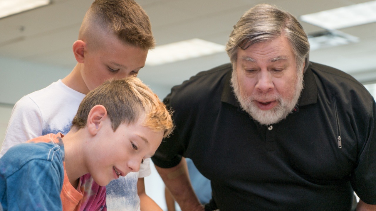 アップル共同創業者開発STEAM教育コンテンツ「Woz ED」日本上陸 | 教育業界ニュース「ReseEd（リシード）」