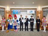 JR西・USJ・JAL連携、児童養護施設の子供へ体験提供 画像